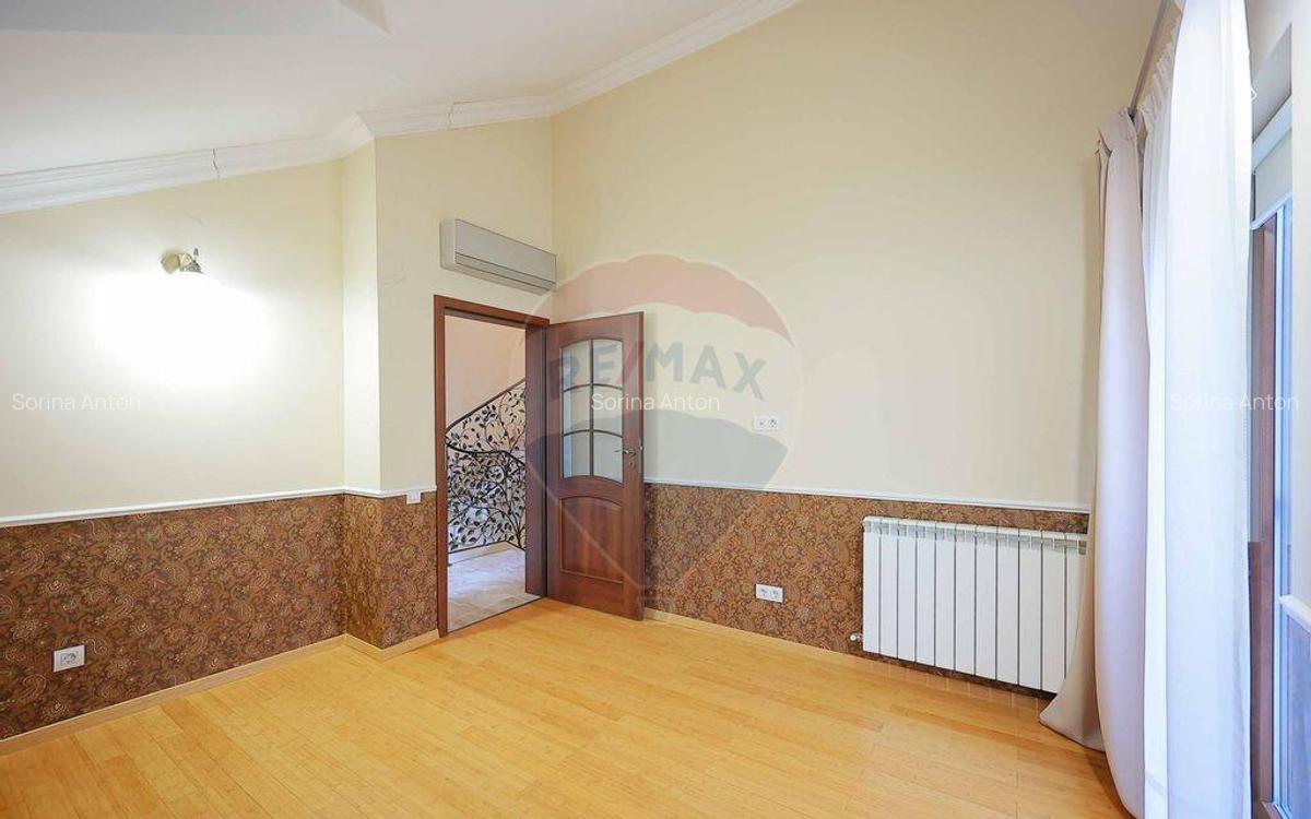 De vanzare casa cu 3 dormitoare in zona Spitalul Jude?... - 13 De vanzare casa cu 3 dormitoare in zona Spitalul Jude?... - 13