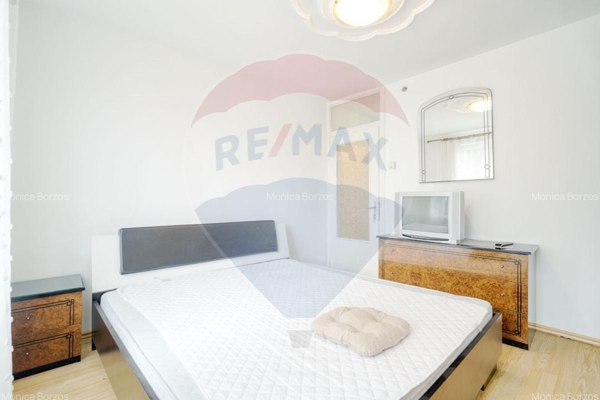 Apartament 3 camere + loc parcare Zona Tractorul - 9