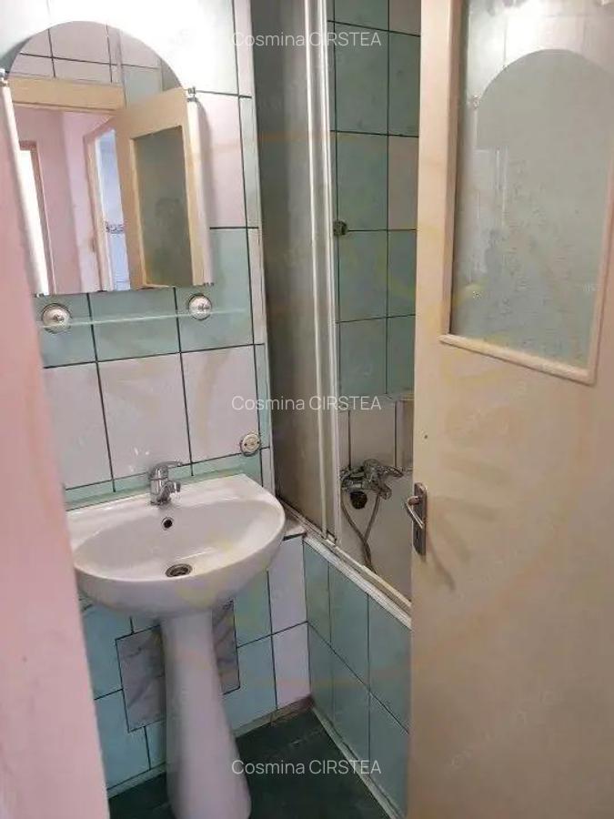 Garsoniera de inchiriat -langa Spitalul de Pediatrie - str Dacia - 9