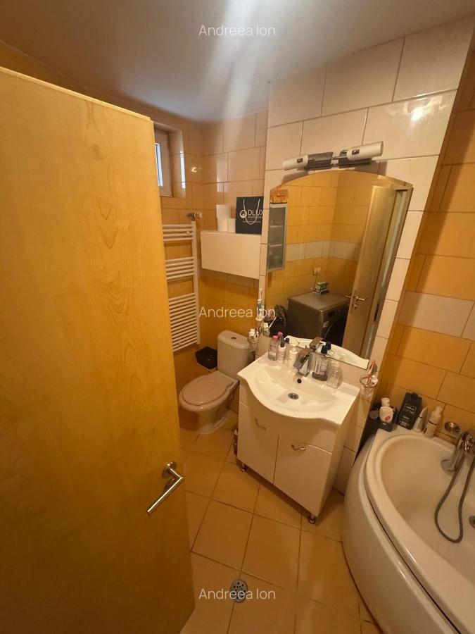 Apartament cu 3 camere decomandat în Sebastian - 10