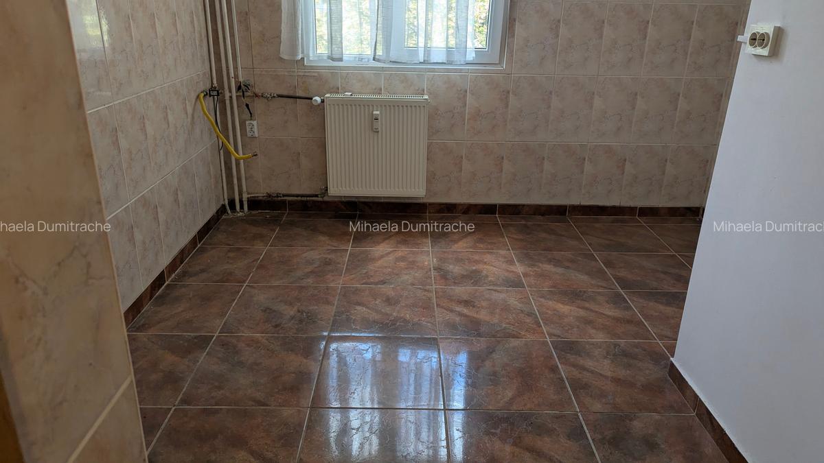Apartament 4 camere decomandat Brâncoveanu Berceni strada Izvorul Mureșului - 6