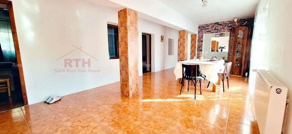Oferim spre vanzare, casa cu 5 camere, 190 mp utili, la 25 de minute de Timisoara - 6