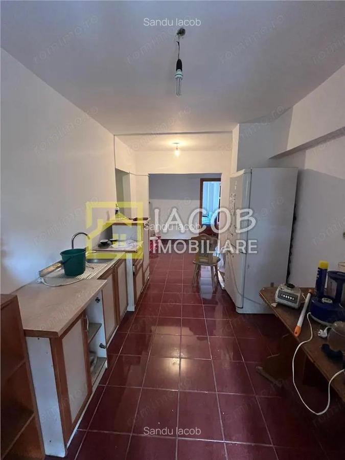 Apartament cu 3 camere zona Energiei RMB, Bacau - 3