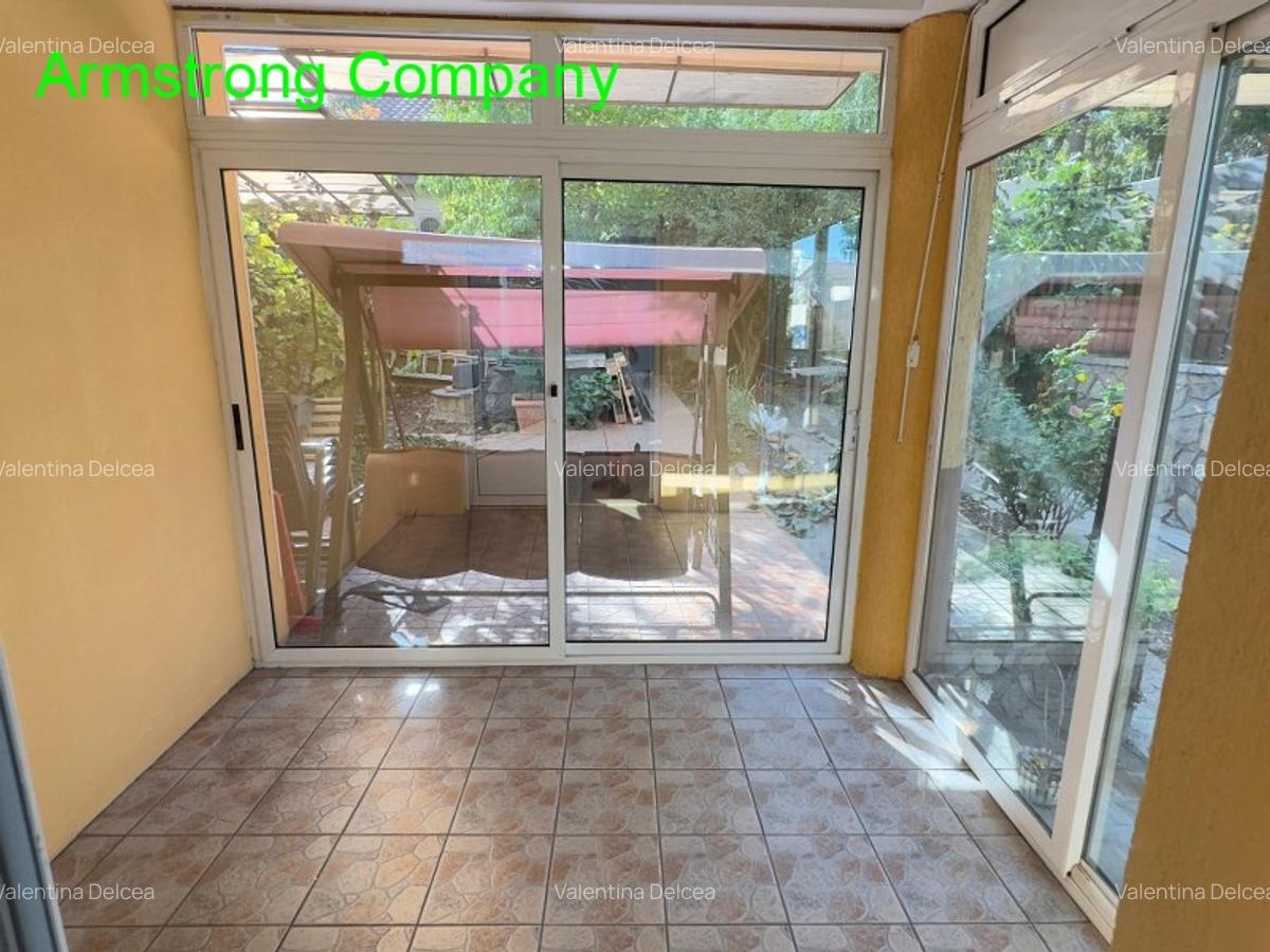 Vila spatioasa ,locatie centrala - ideal birouri,  exclusiv - 10