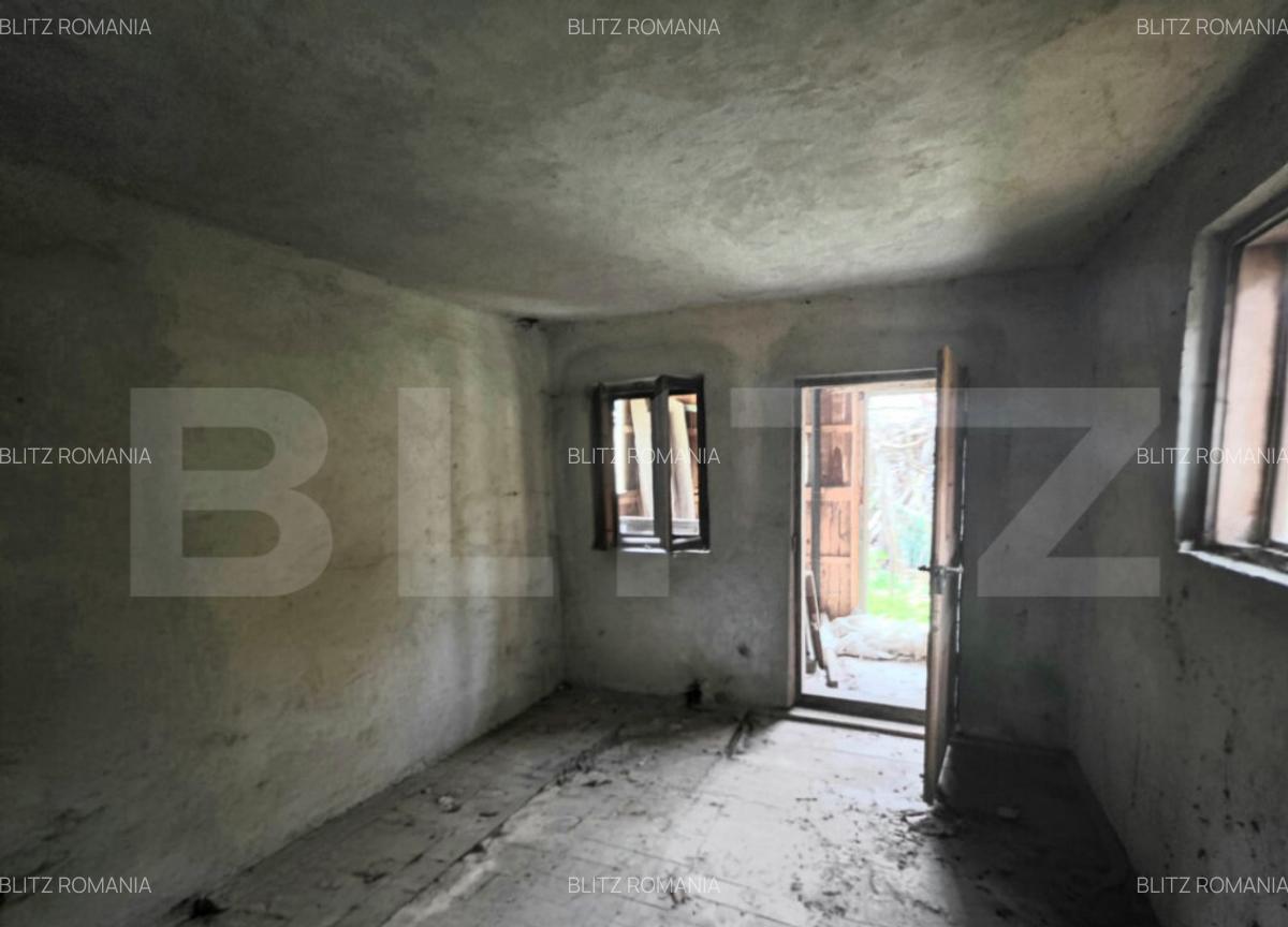 Casa + Teren 4.300 mp, Gheboieni la doar 15 km de Targ - 3