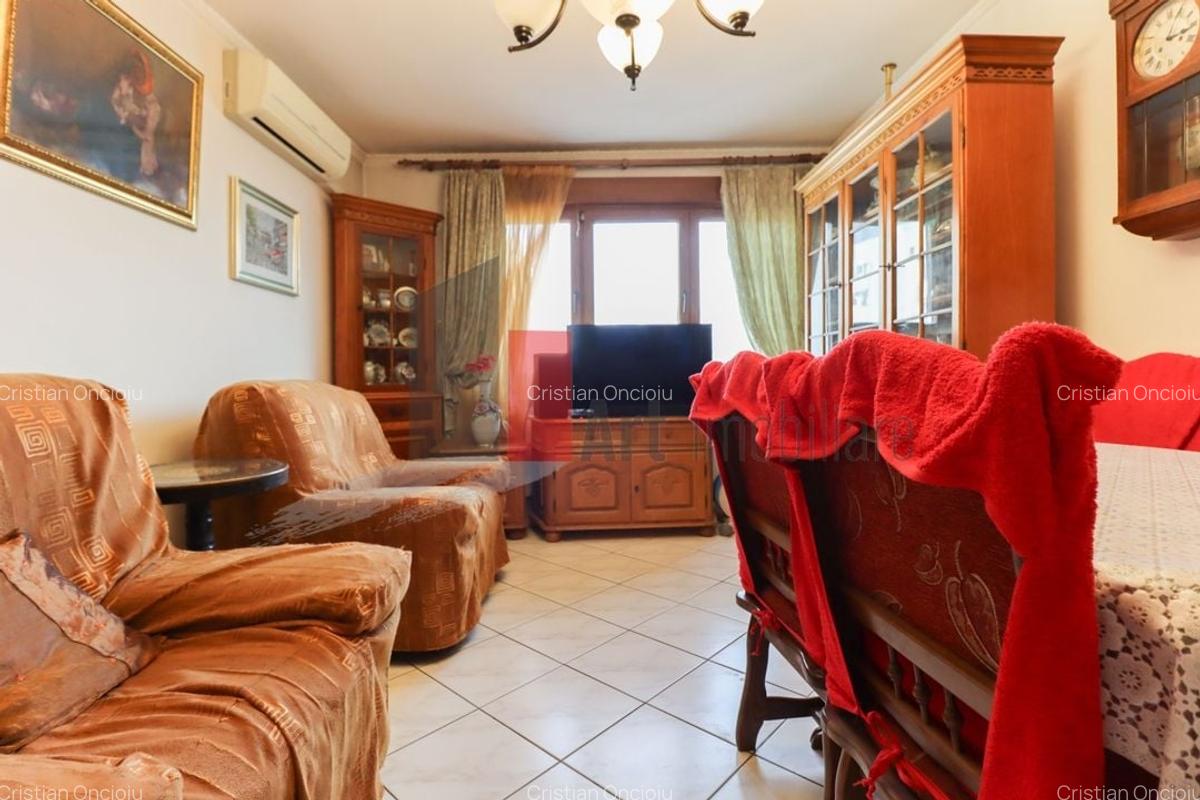 Apartament cu 3 camere semidecomandat în Iancului - 2