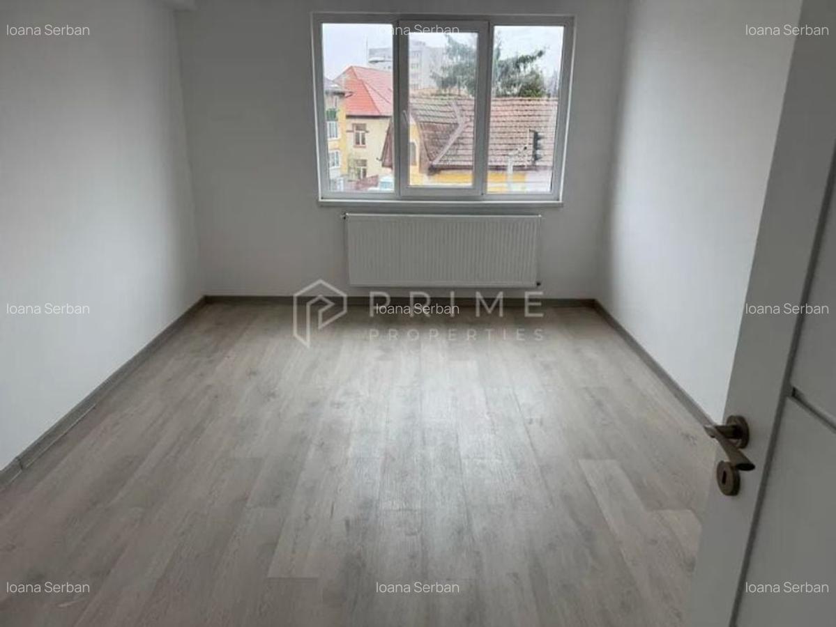 Apartament 2 camere, complet renovat – zonă centrală - 4