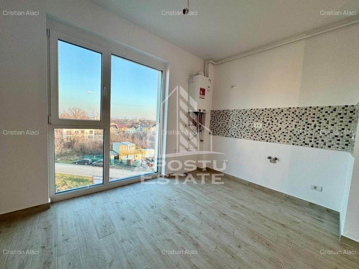 Apartament cu 3 camere, loc de parcare, zona Aradului - 1