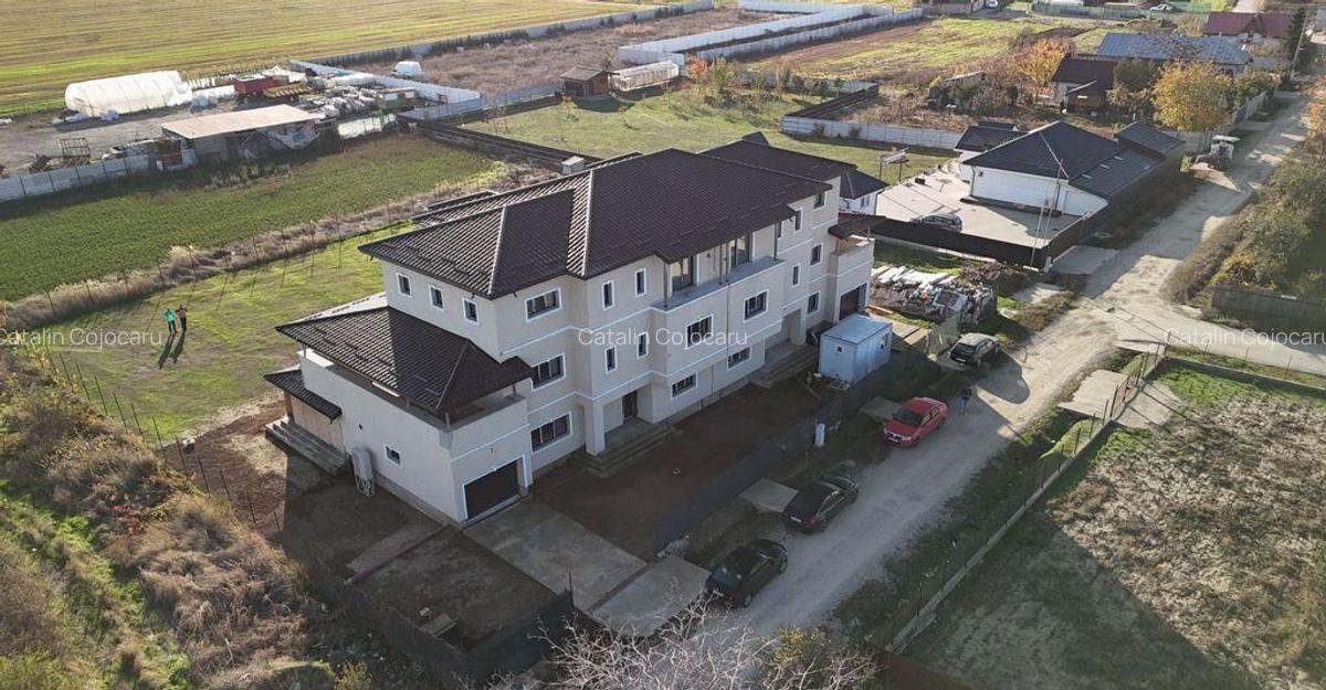 Case cu suflet 455 mp utili + teren 1.000 mp Balace... - 3