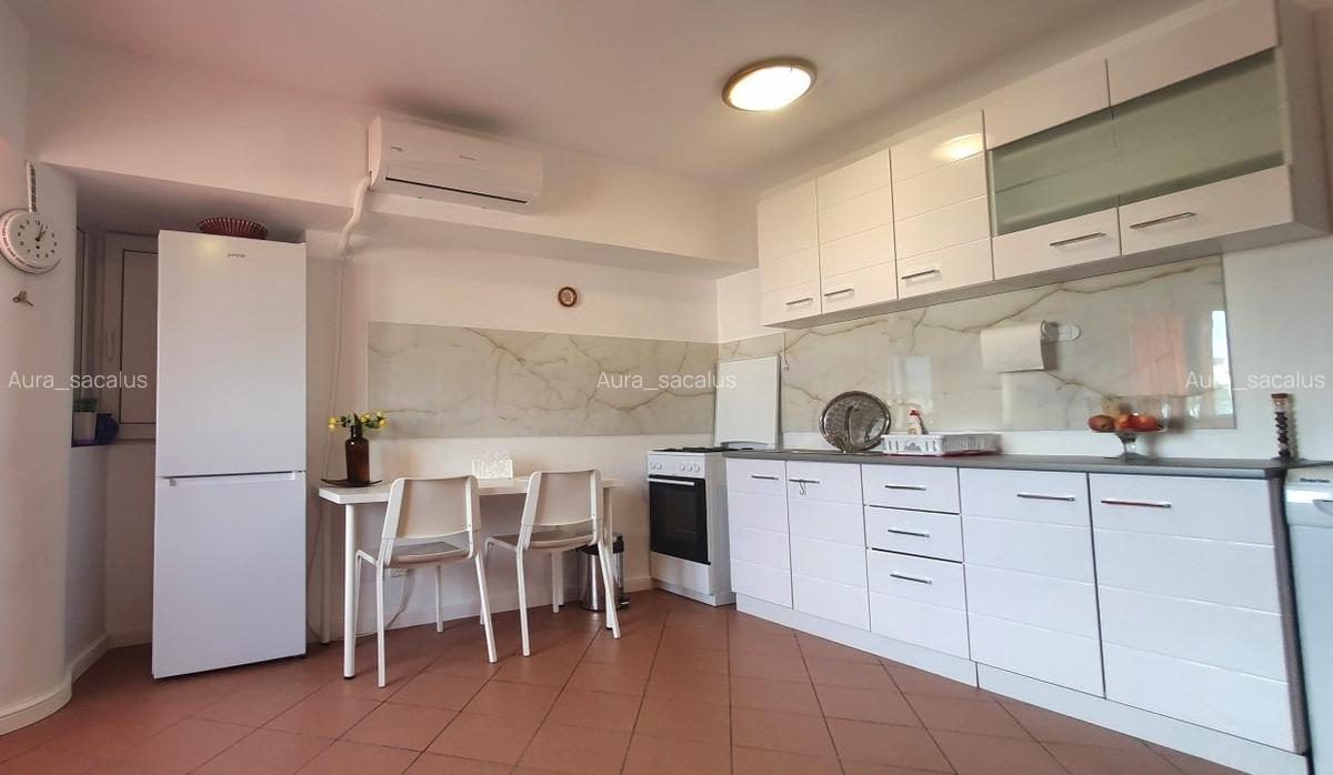 Apartament mobilat si utilat complet, etaj 7, P-ta Iancului - 3