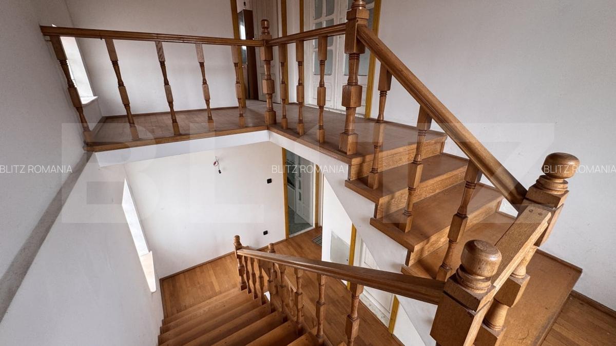 Casa P + E + M cu garaj si casa P, 247 mp utili, 292 mp teren, Centru - 3