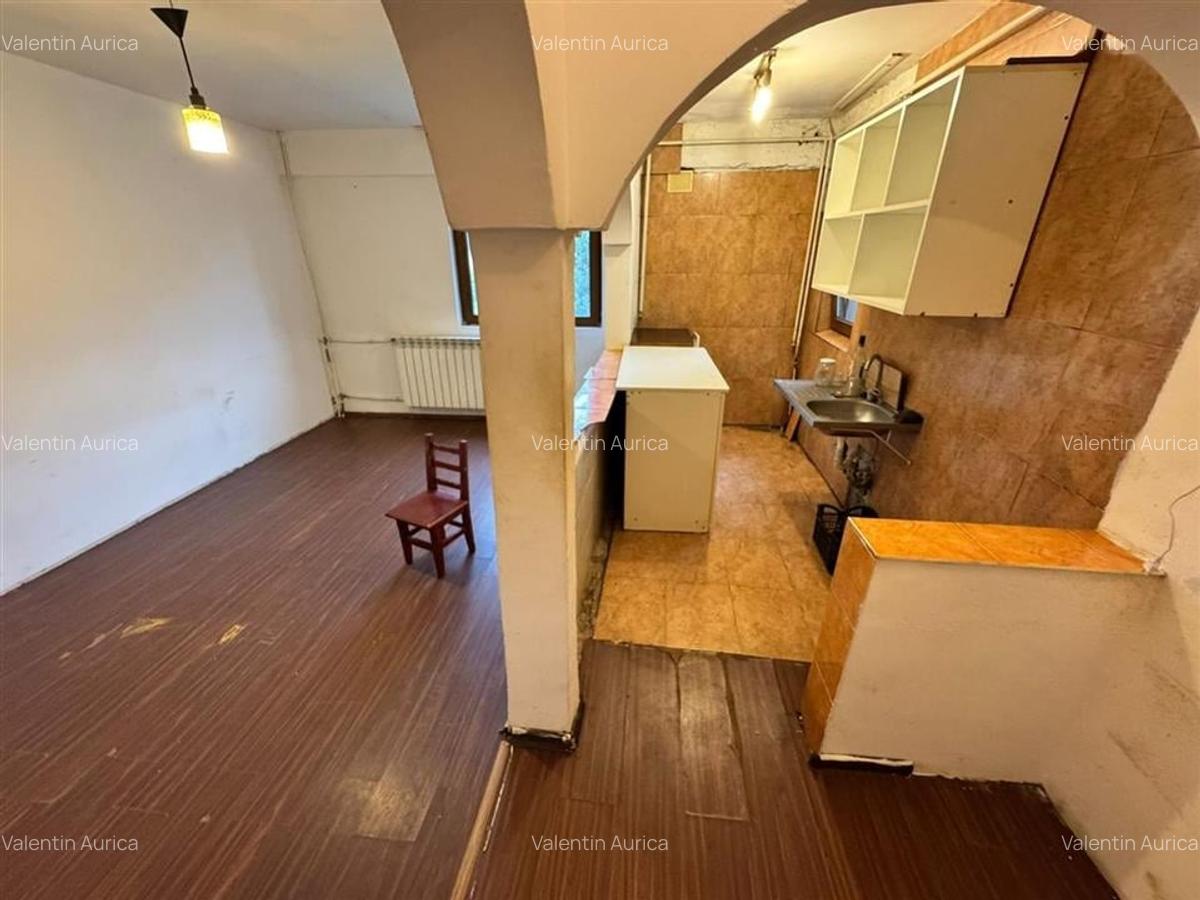 2 camere, zona sud, etaj 3/4, izolat, termopan (necesita renovare) - 4