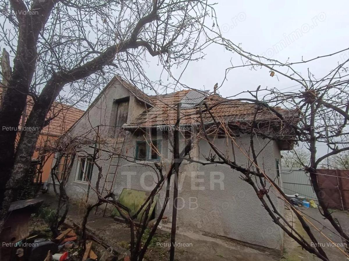Oportunitate unica de investi?ie Casa cu poten?ial, in zona 3 Stejari, Sibiu - 2