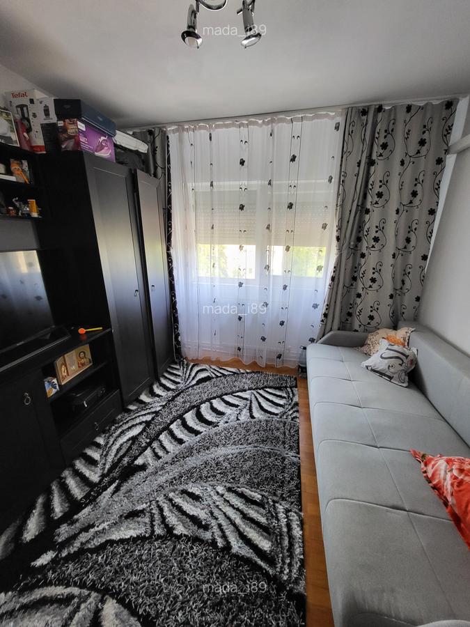 Apartament cu 2 camere decomandat în Lipovei - 3