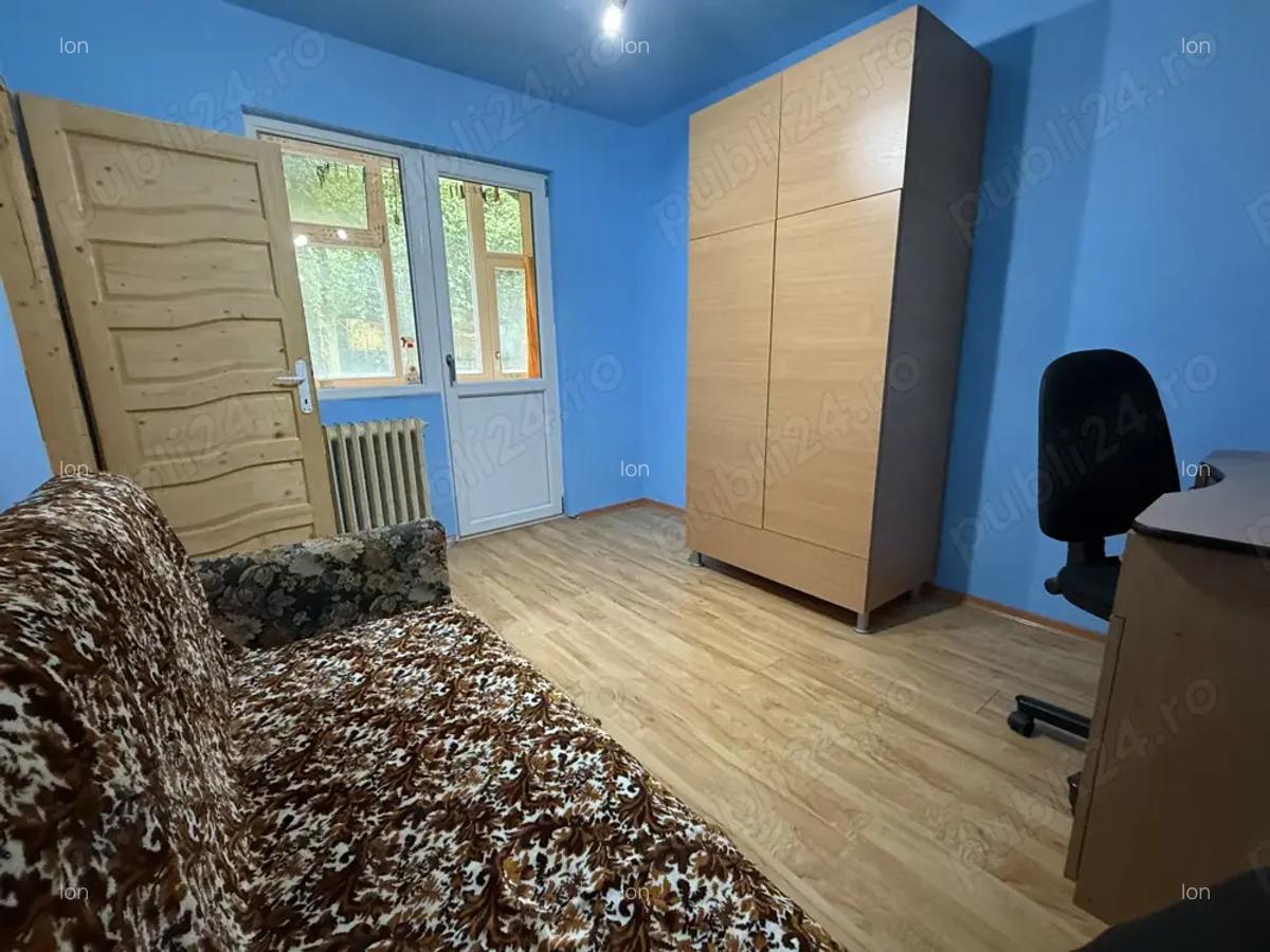 Proprietar, vand apartament 2 camere Re?i?a - 7