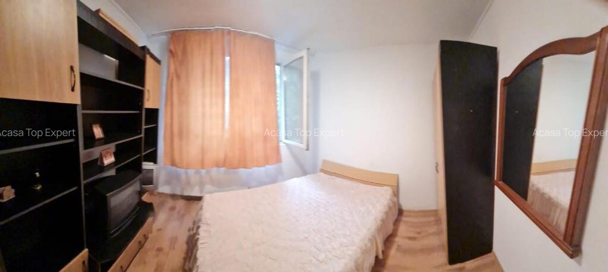 3 camere,CLASIC, metrou Pacii,zona Apusului, str Apele Vii, semistral - 10