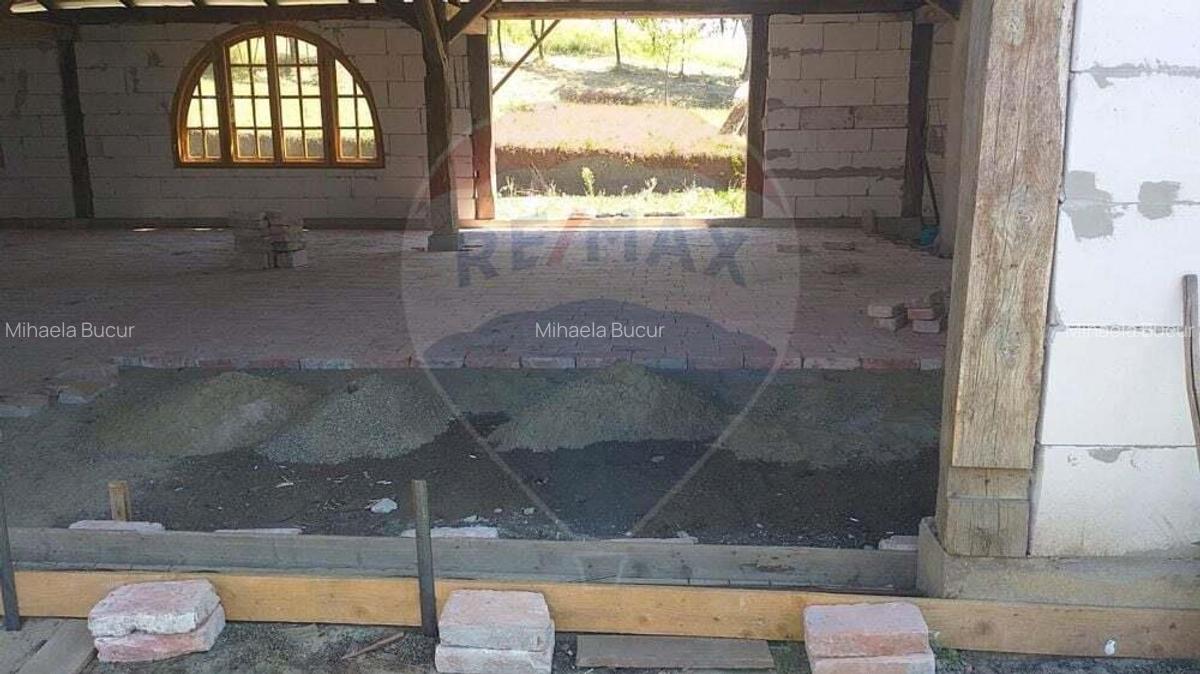 Proprietate in mijlocul naturii 8514 mp teren ?i ?ura tradi?ionala - 5