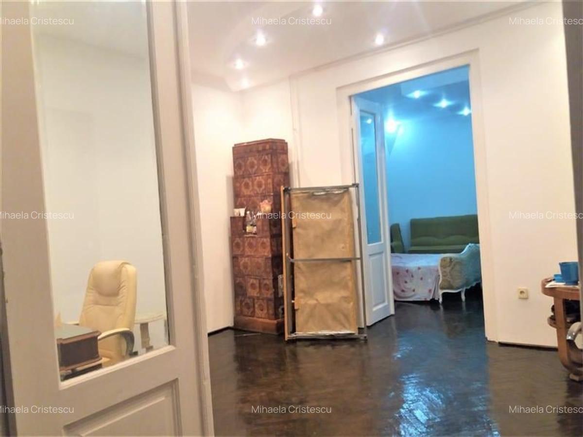 Apartament cu 3 camere circular în 13 Septembrie - 2
