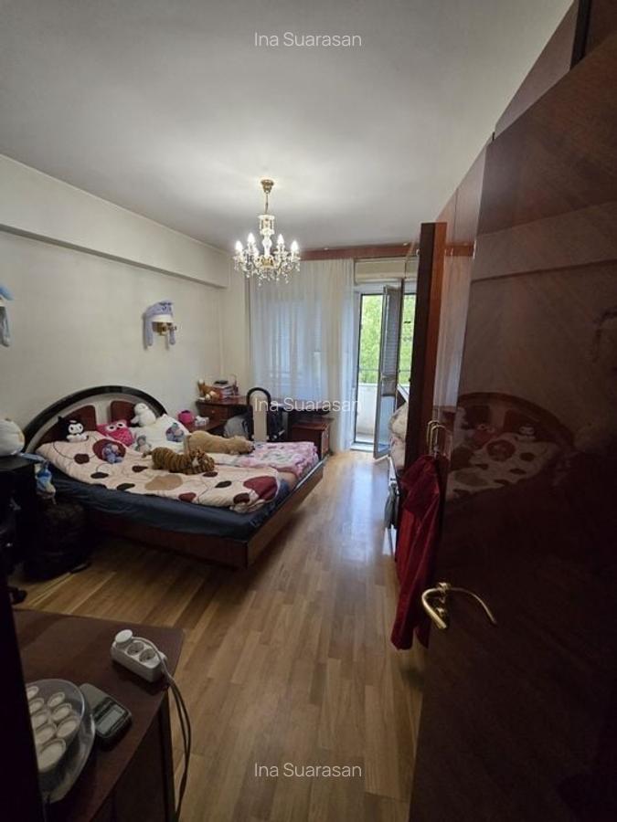 De vanzare Apartament 4 camere Vasile Lascar, Central, Creditabil - 3