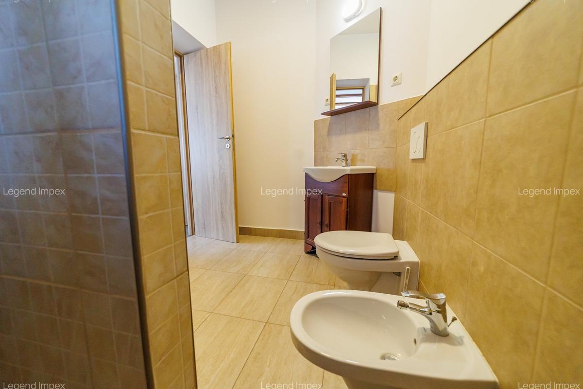 Casă cu 6 camere în Turcheș - 3