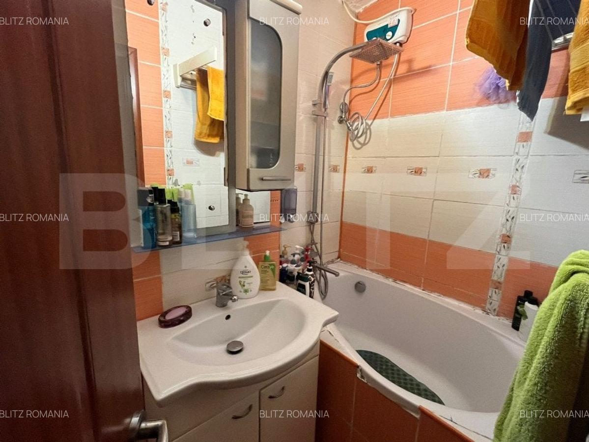 Apartament 3 camere de vanzare, 75 mp, zona Dacia - 12