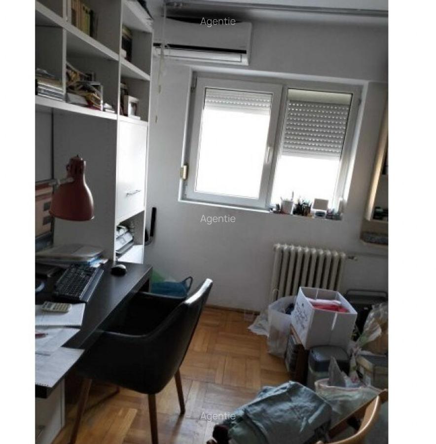 Apartament 4 camere Bulevardul Tineretului - 1