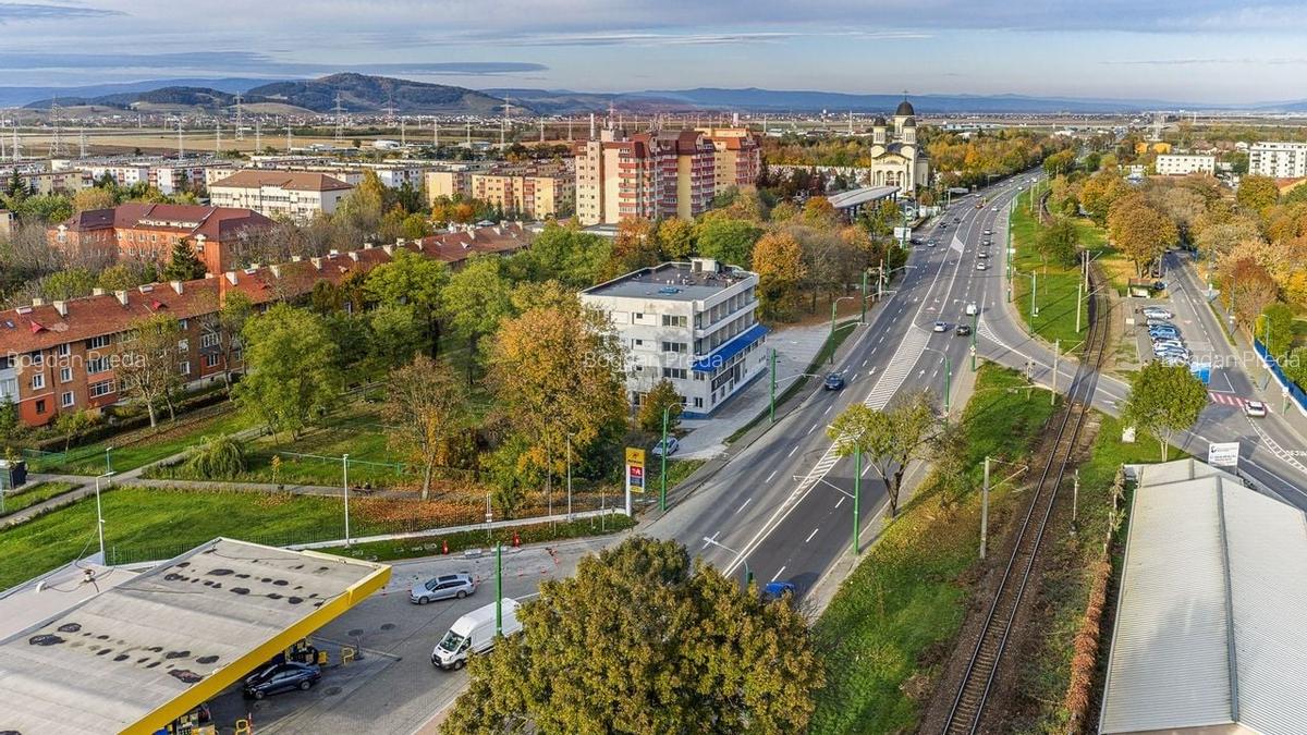 Oportunitate investitie-Cladire cu autorizatie hotel si teren BRASOV - 8