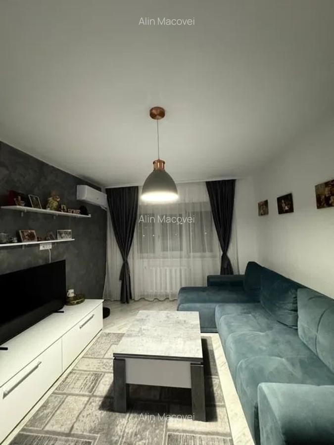 3 Camere Decomandat 2 Bai Etaj Intermediar Bloc 1990 zona Bulevard Poitiers - 1