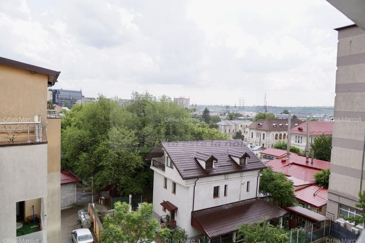 2 CAM PIATA UNIRII, TEATRU, PALAS, UMF, ULTRACENTRAL 199000+tva 9 - 5 2 CAM PIATA UNIRII, TEATRU, PALAS, UMF, ULTRACENTRAL 199000+tva 9 - 5