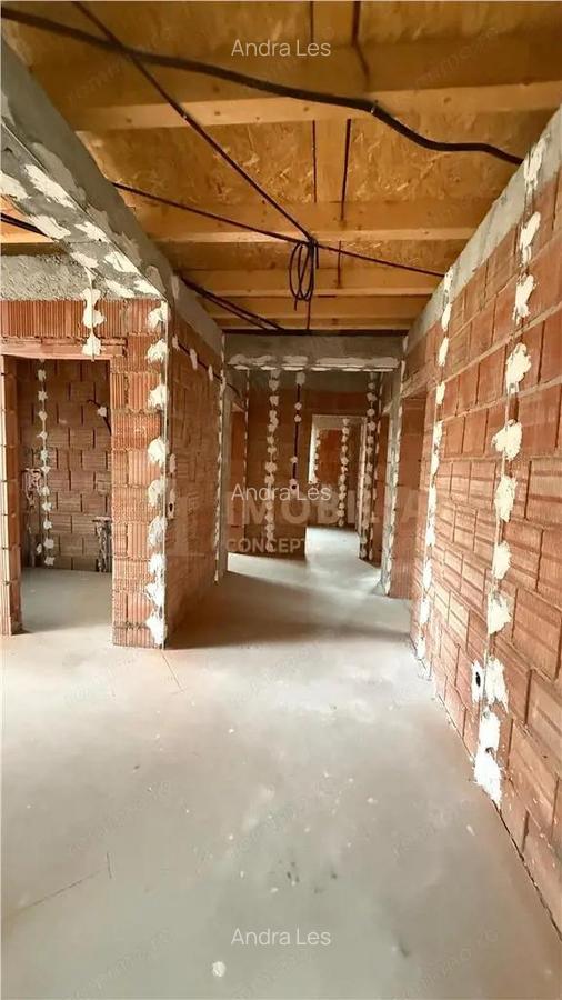 Casa de vanzare in Mocira - 3