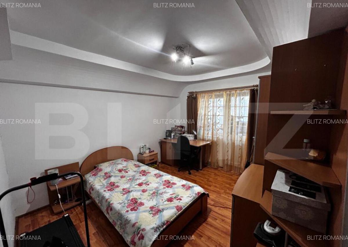 Apartament de vanzare, 95 mp, Strada Victoriei - 8