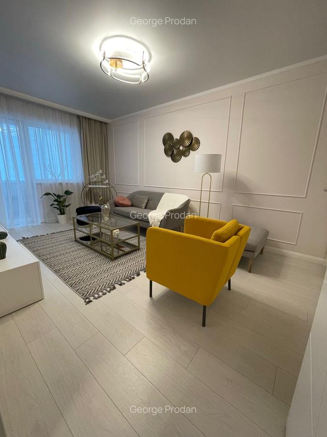 Apartament cu 2 camere semidecomandat în Apărătorii Patriei - 2