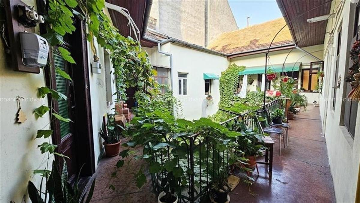 Apartament cu 3 camere semidecomandat, mobilat în Central - 13