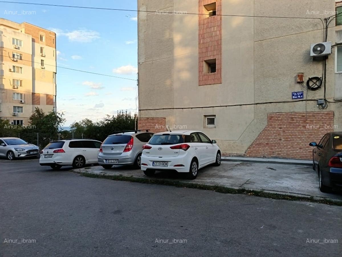 Vand apart cu vedere frontala la mare - 6