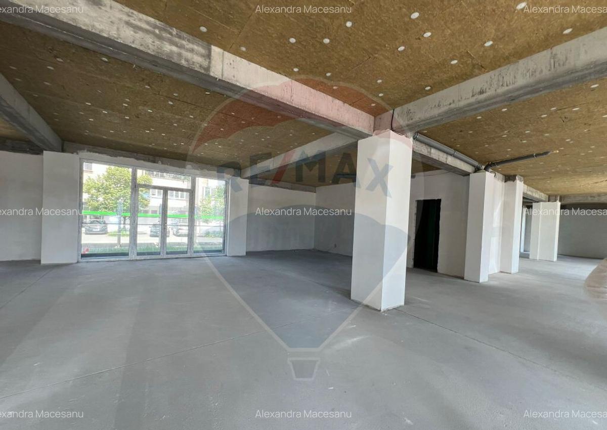 Spa?iu comercial de 615mp de inchiriat in zona Central - 13