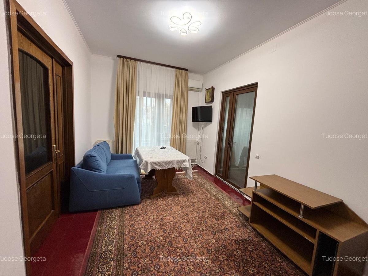 Casă cu 4 camere în Central - 5