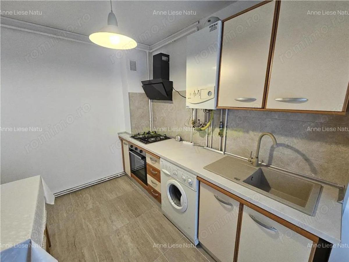 Garsoniera spatioasa de inchiriat in Racadau - 8