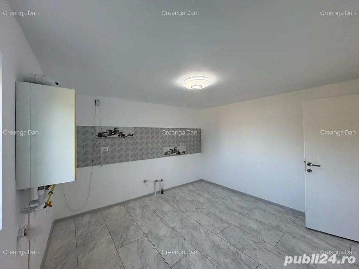 Vand casa Roman - 5