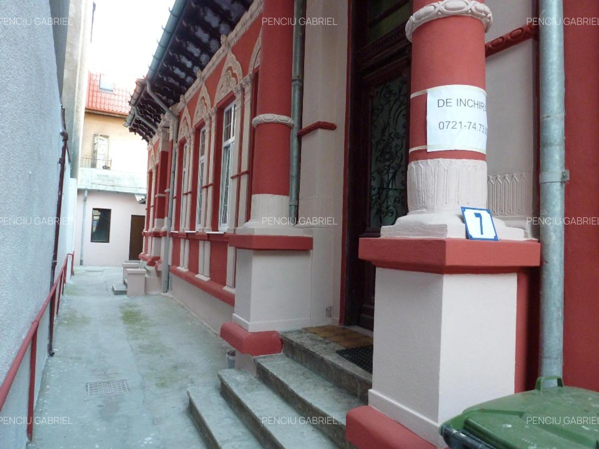 Casa de vanzare - 1