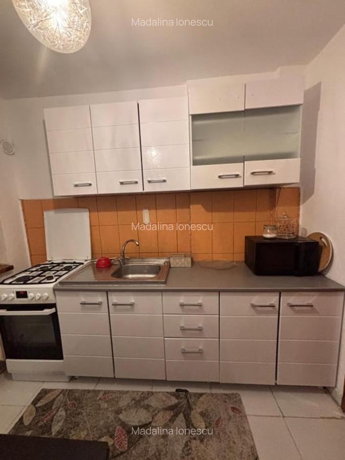 Centru - 2 camere de inchiriat - 5