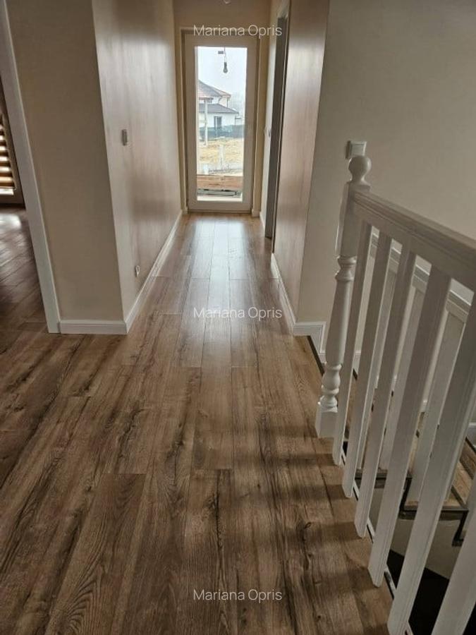 Proprietate 5 camere cu teren de 700mp spre vanzare in Cisnadie - 13