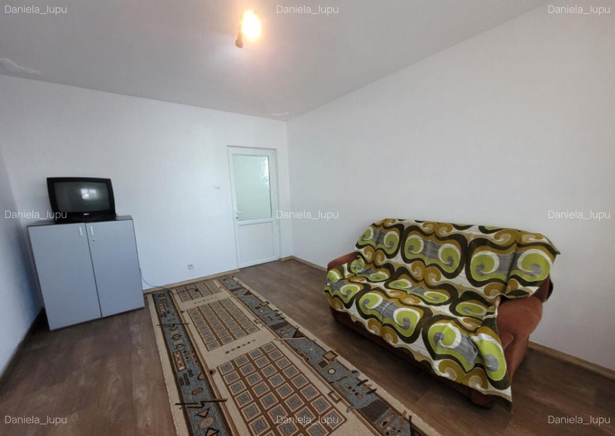 Apartament 2 camere, Aleea Plopilor, zona 9 Mai - 2
