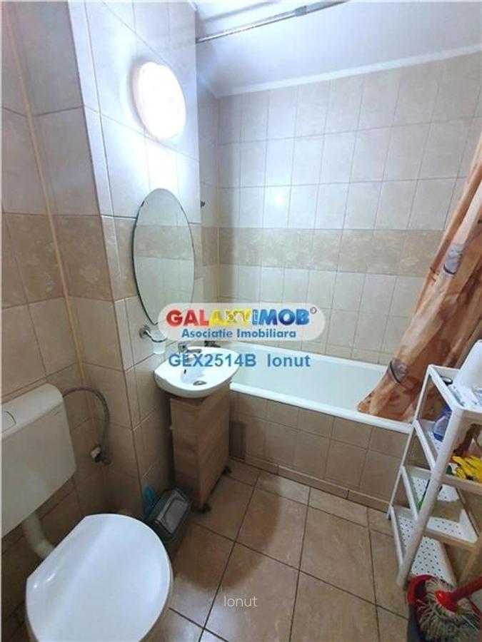 Garsoniera de vanzare Titan mobilata utilata - 7