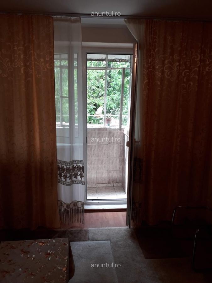 Piata Sudului, Nitu Vasile - 6