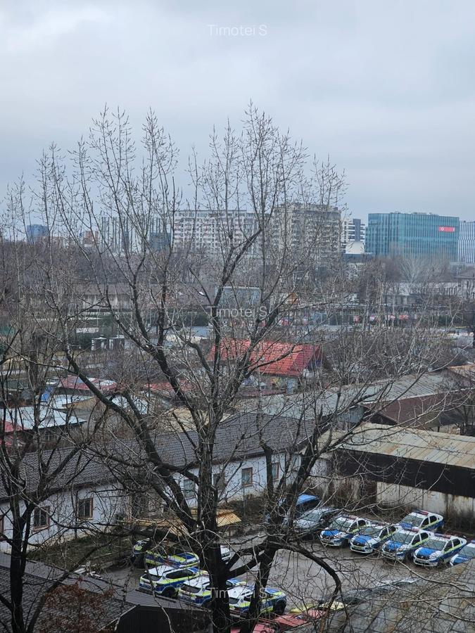 Garsonieră decomandată în Lujerului - 2