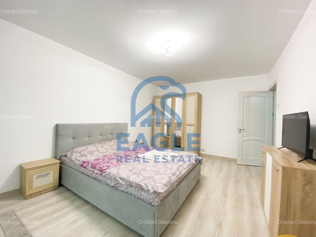 Inel 2 - 3 Camere Modern cu 2 Balcoane pe termen lung - 1