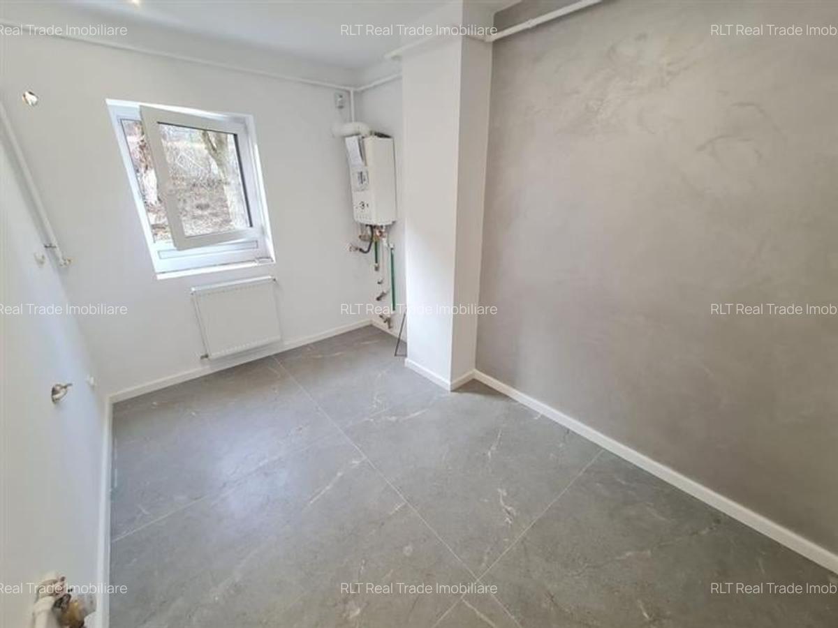 Apartament cu 2 camere decomandat în Răcădău - 3