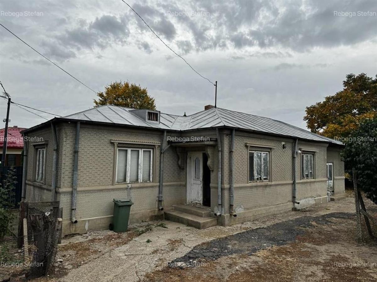CASA DE VANZARE ODOBESTI (ZONA DE VILE) - 2