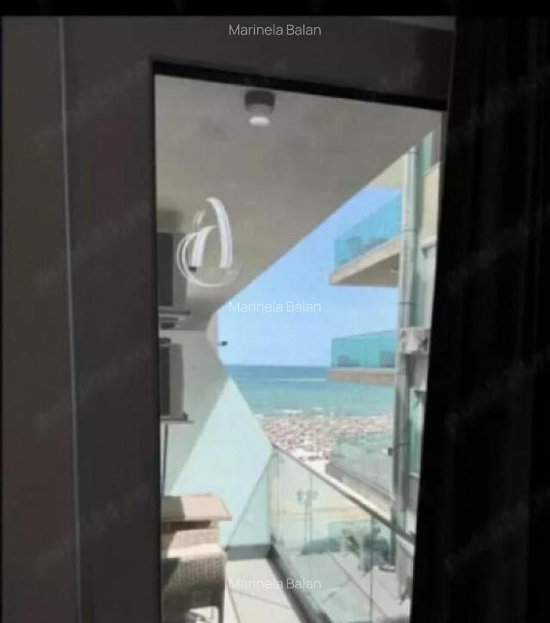 Apartament 2 camere, Prima Linie Mamaia Nord, Vedere Super - 1