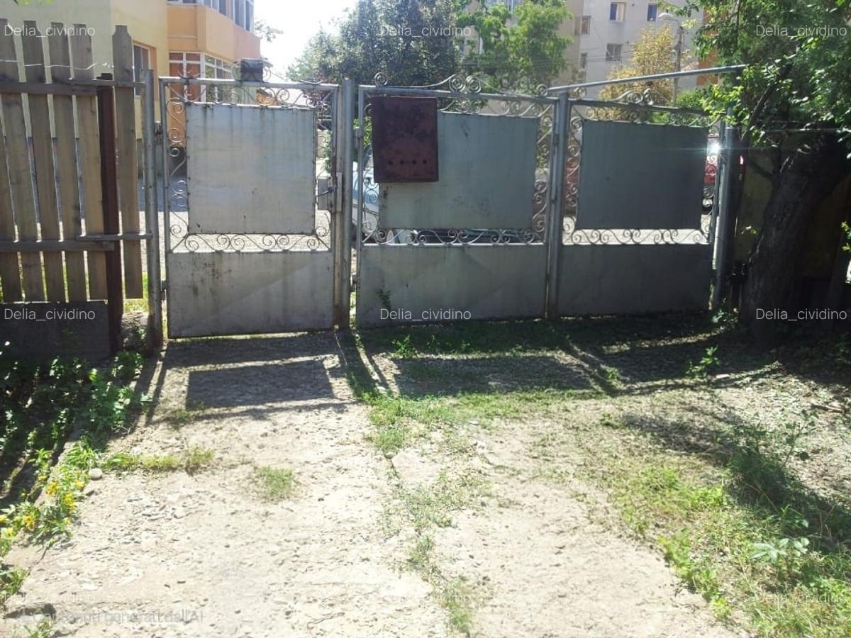 Ultracentral! Casa individuala cu teren in proprietate si folosinta, 500mp total - 3